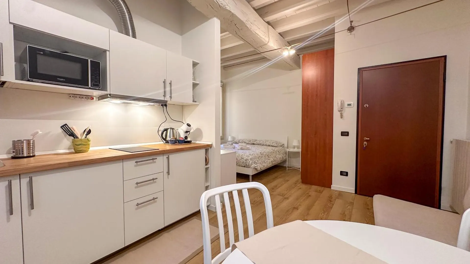 Margherita Home بريشا